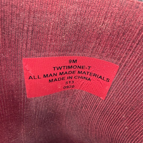 Tommy Hilfger Women's Rain Boots Black Buckle Tie Gold 9M Waterproof Short - Picture 2 of 14